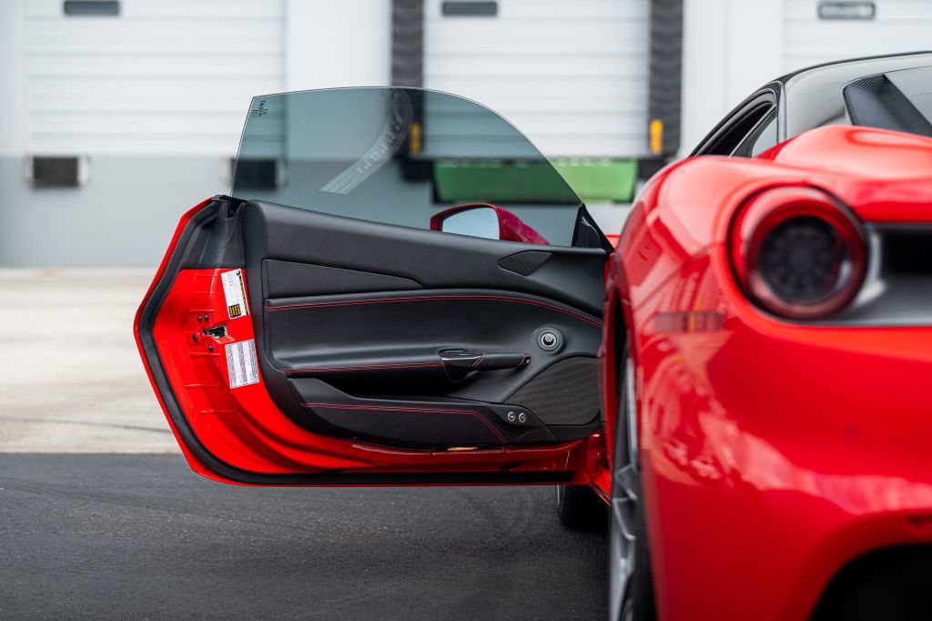 Used 2017 Ferrari 488 GTB image 23