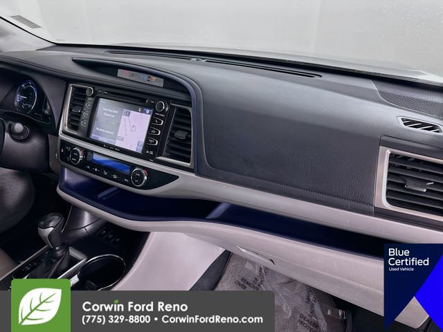 Used 2019 Toyota Highlander XLE image 34