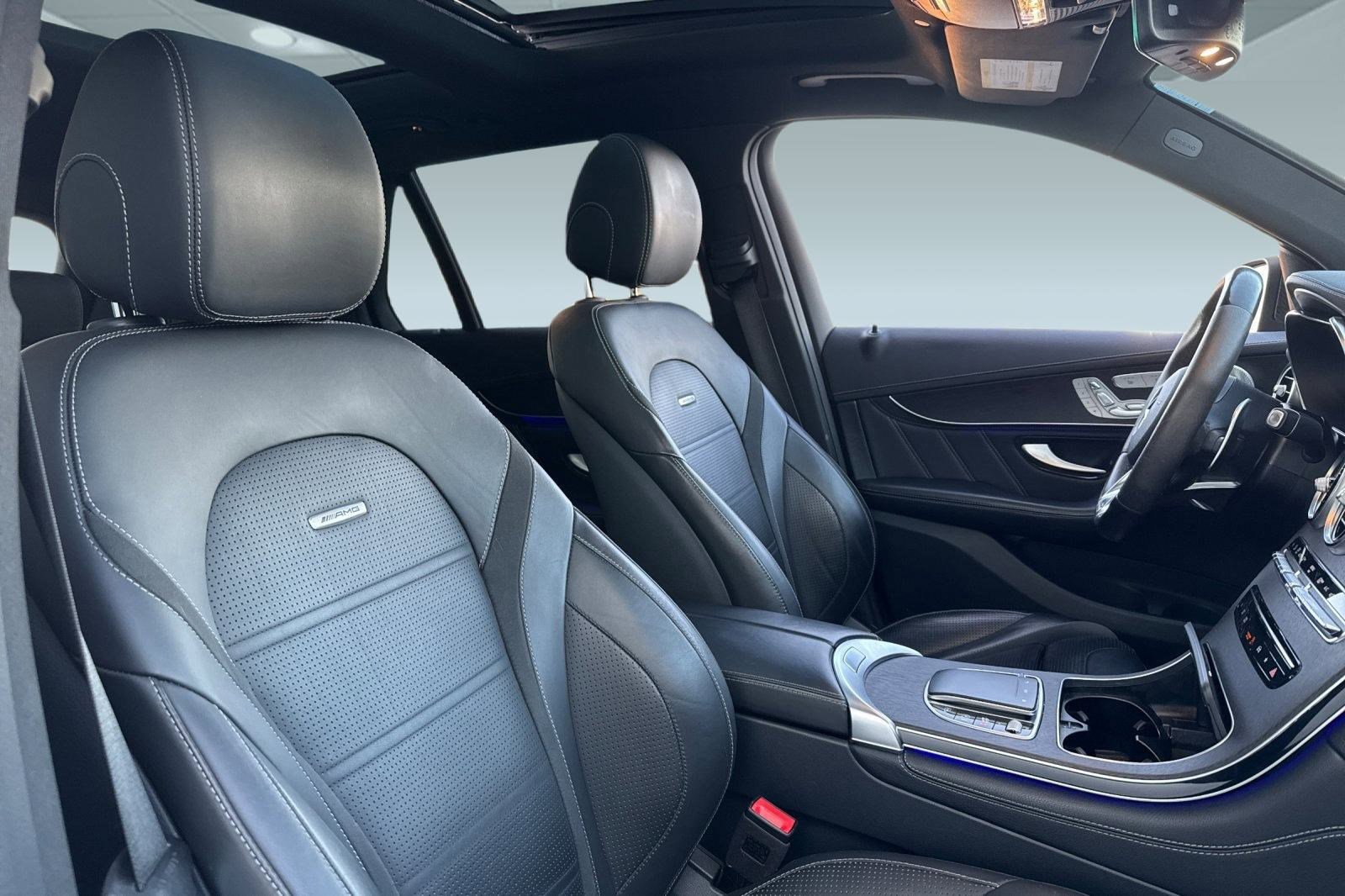 Used 2021 Mercedes-Benz GLC 63 AMG 4MATIC image 32