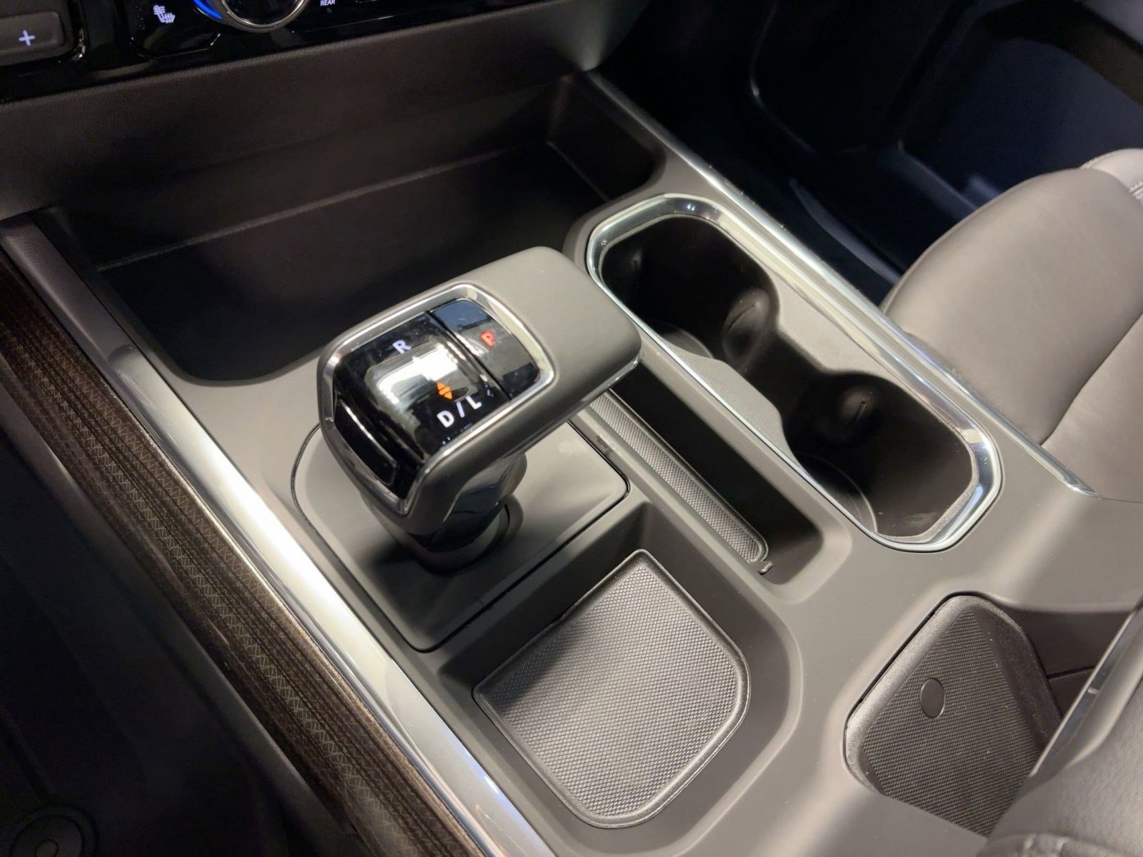 Used 2025 Chevrolet Silverado 1500 RST w/ Convenience Package II image 17