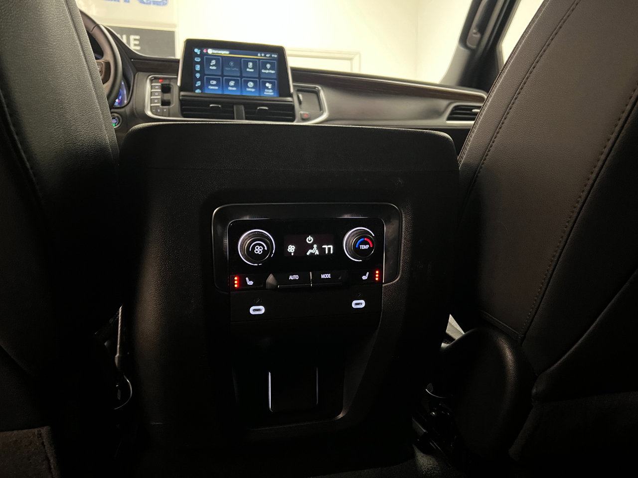 Used 2024 Chevrolet Tahoe High Country image 58