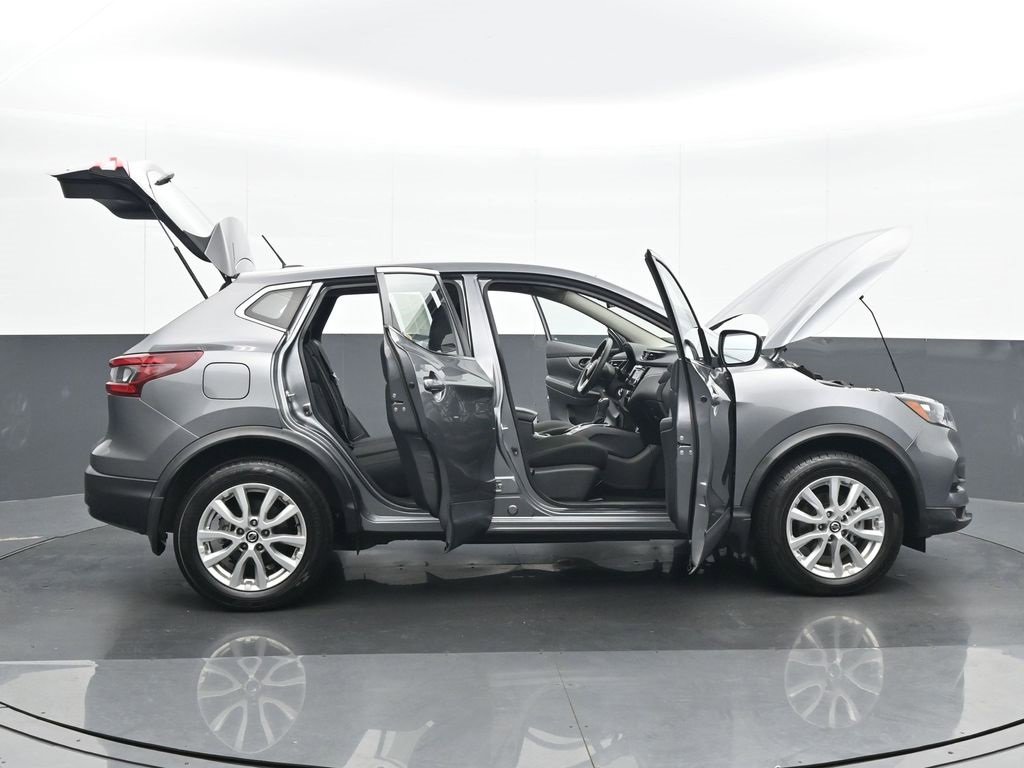Used 2022 Nissan Rogue Sport S image 26