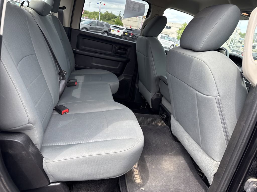 Used 2015 RAM 1500 Express AWD/4WD image 17