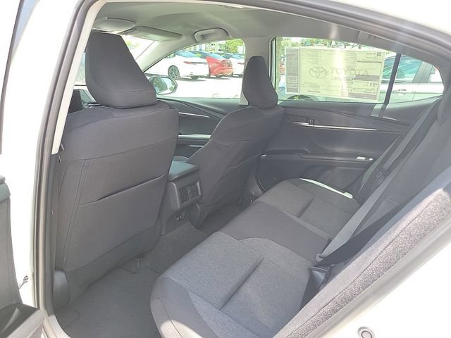 Used 2025 Toyota Camry LE w/ Convenience Package FWD image 6