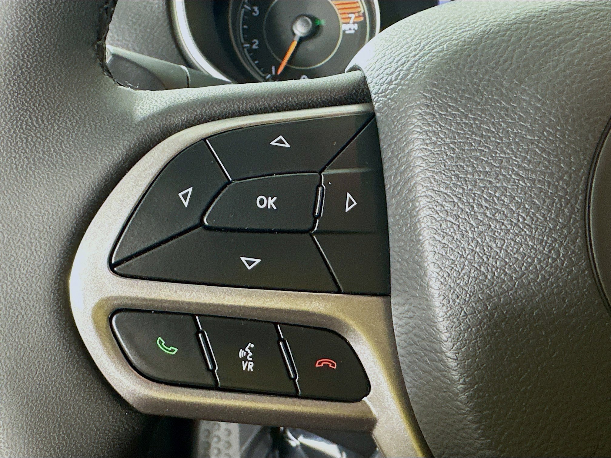 Certified 2022 Jeep Cherokee Limited image 12