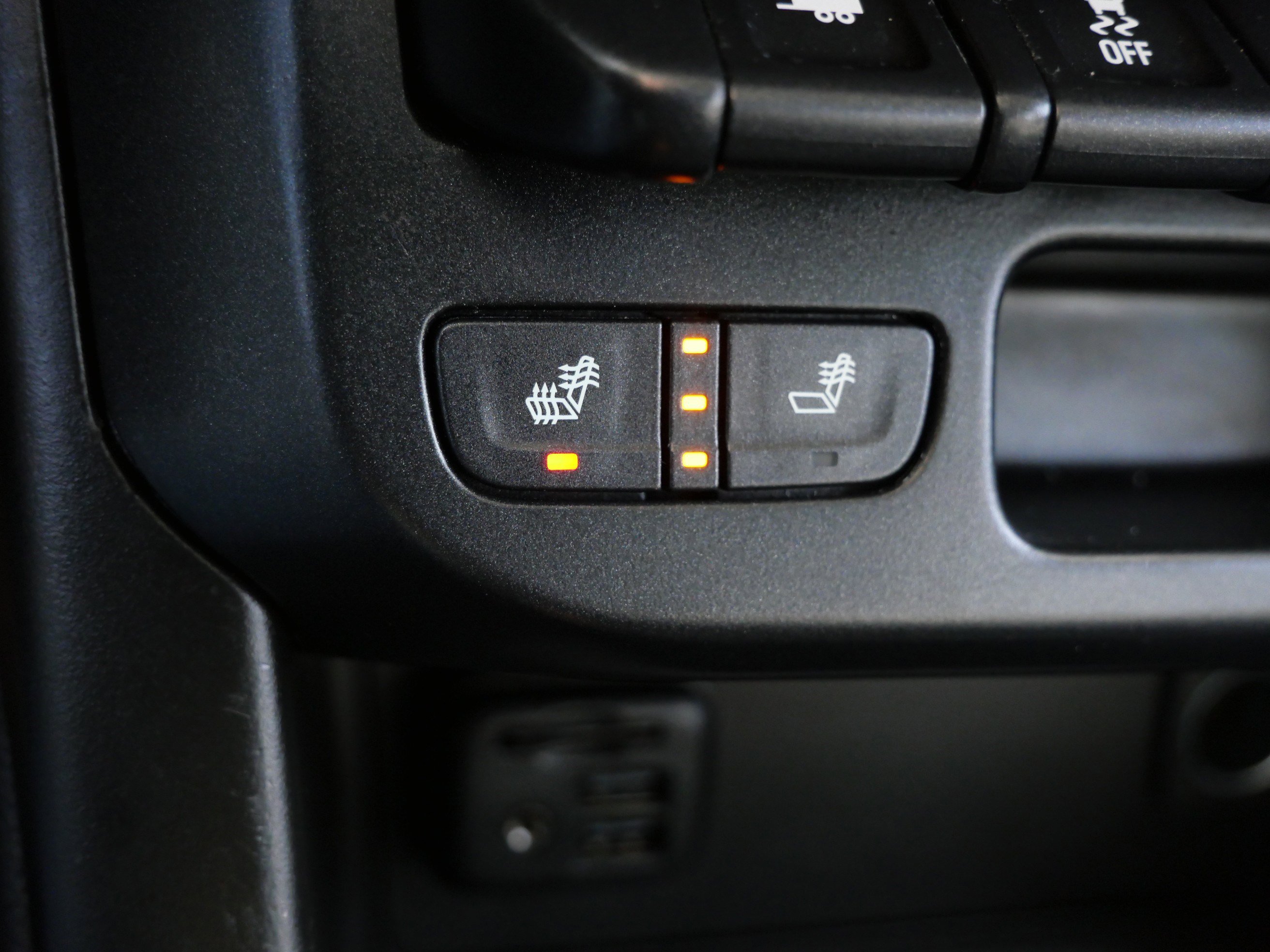 Used 2019 Chevrolet Colorado Z71 image 31