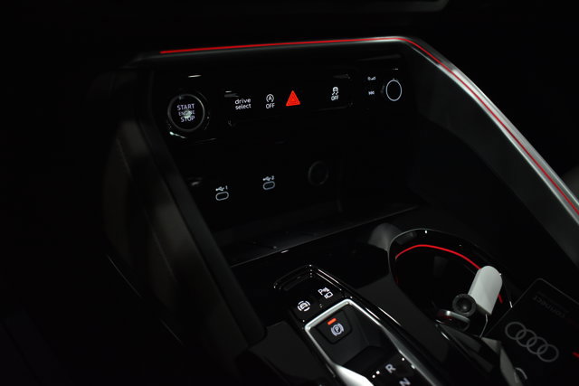 Used 2025 Audi Q5 Premium Plus w/ Premium Plus image 23