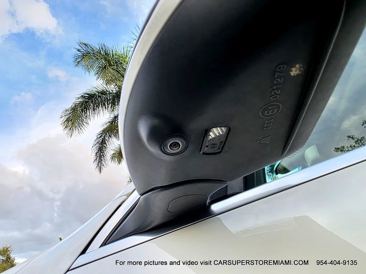 Used 2018 Mercedes-Benz GLC 300 w/ Premium Package image 82