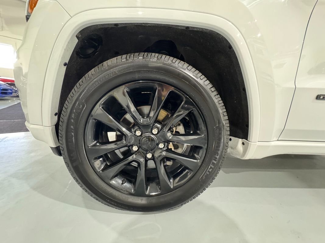Used 2020 Jeep Grand Cherokee Altitude image 47