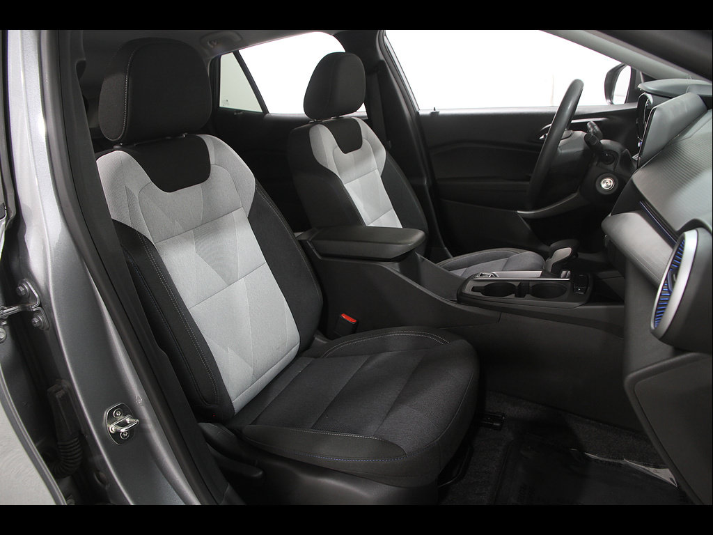 Certified 2024 Chevrolet Trax LS w/ LS Convenience Package FWD image 16