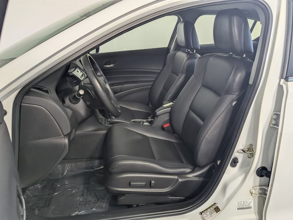 Used 2016 Acura ILX FWD image 11