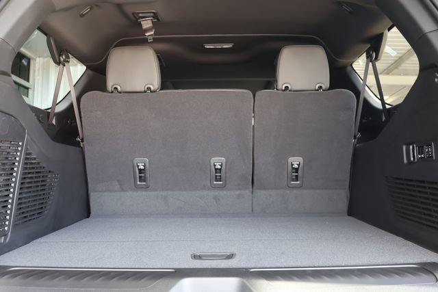 New 2026 GMC Yukon XL Elevation w/ Elevation Premium Package AWD/4WD image 21
