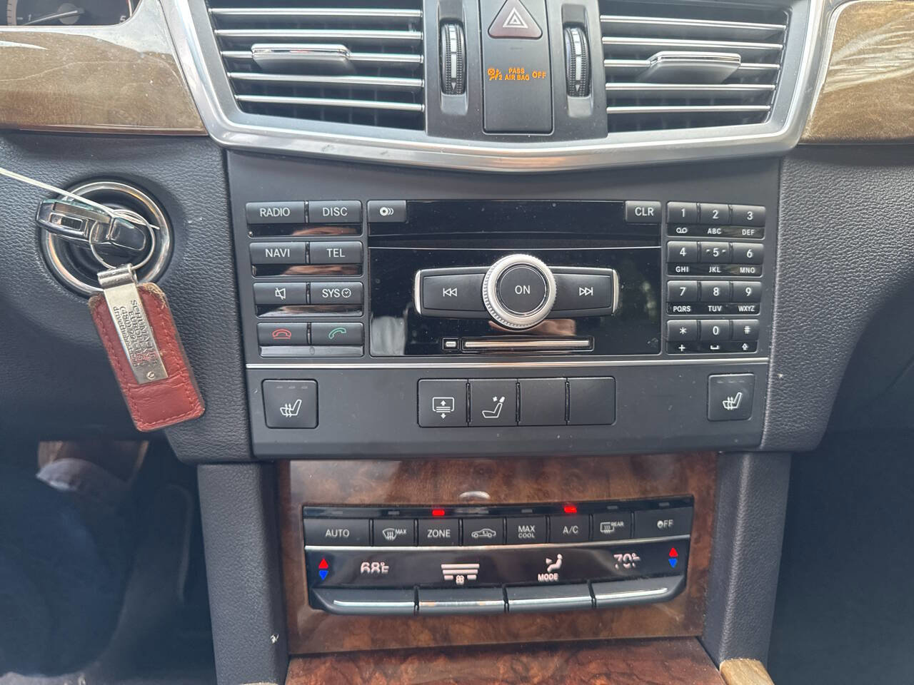 Used 2011 Mercedes-Benz E 350 BlueTEC Sedan image 22