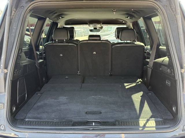 Used 2024 Jeep Wagoneer L Series II w/ Flexible Seating Group RWD image 32