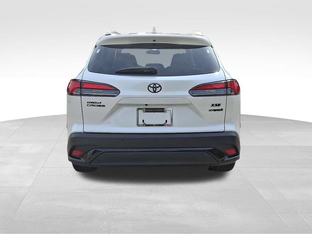 Used 2023 Toyota Corolla Cross AWD Hybrid w/ Convenience Package image 5