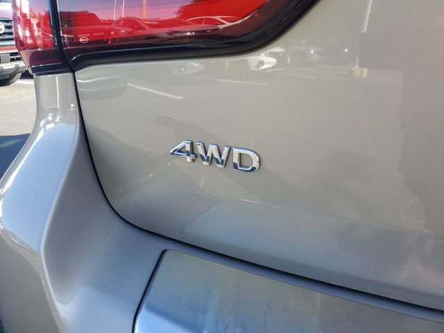 Used 2024 INFINITI QX80 Sensory image 6