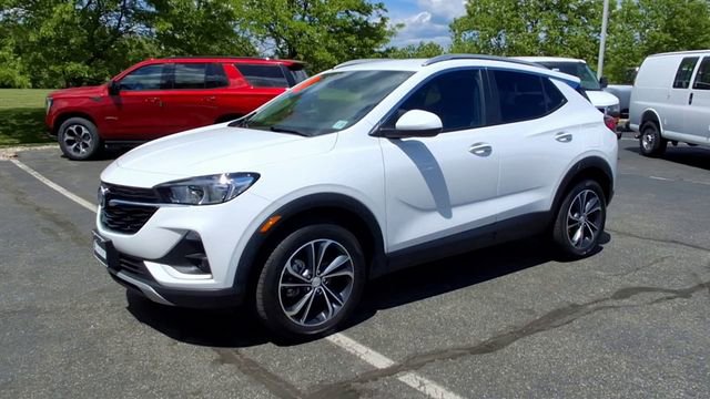 Used 2023 Buick Encore GX Select w/ Safety Package II AWD/4WD image 4