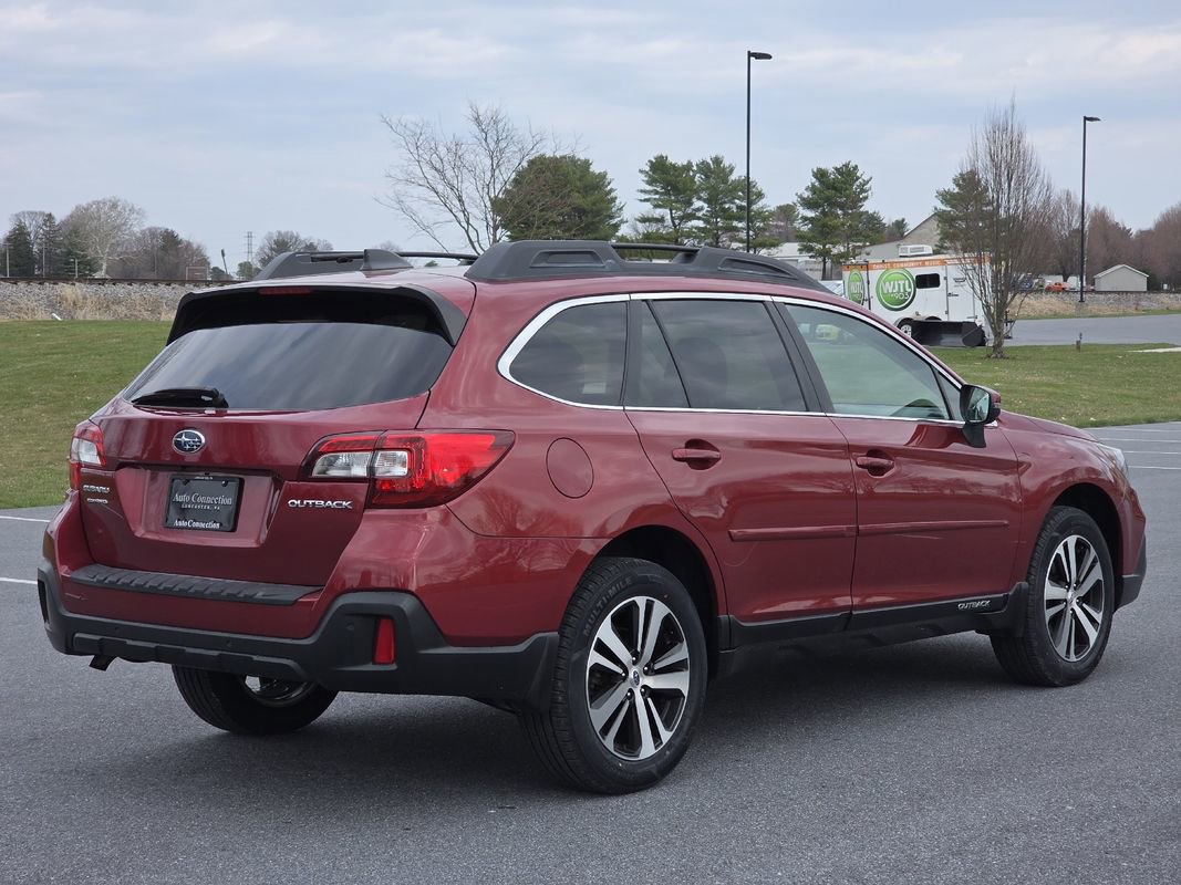 Used 2018 Subaru Outback 2.5i Limited image 8