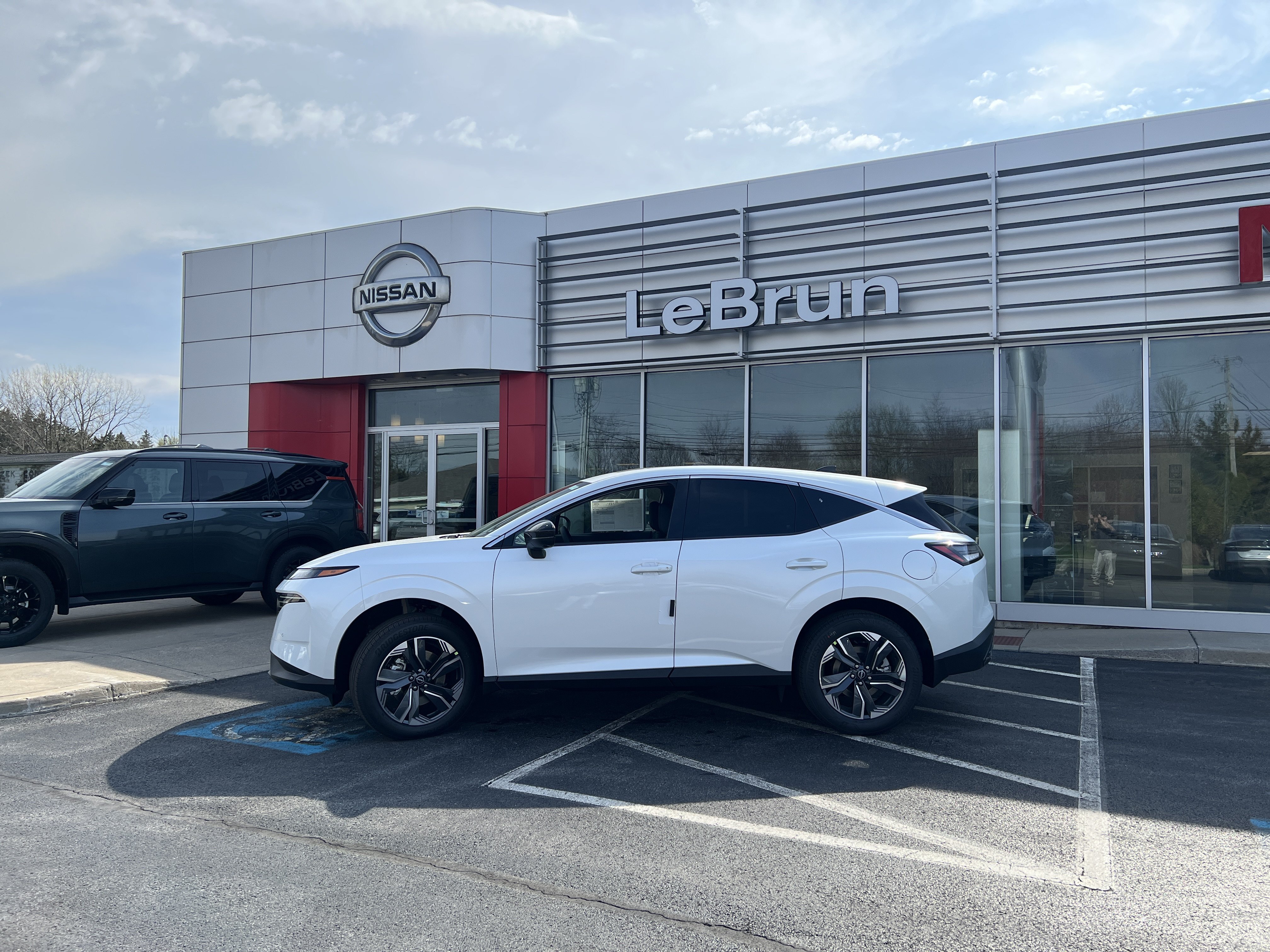 New 2026 Nissan Murano SL AWD/4WD image 1