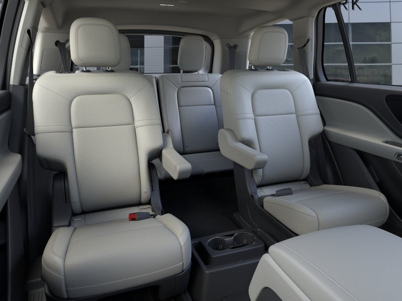 New 2026 Lincoln Aviator AWD image 11