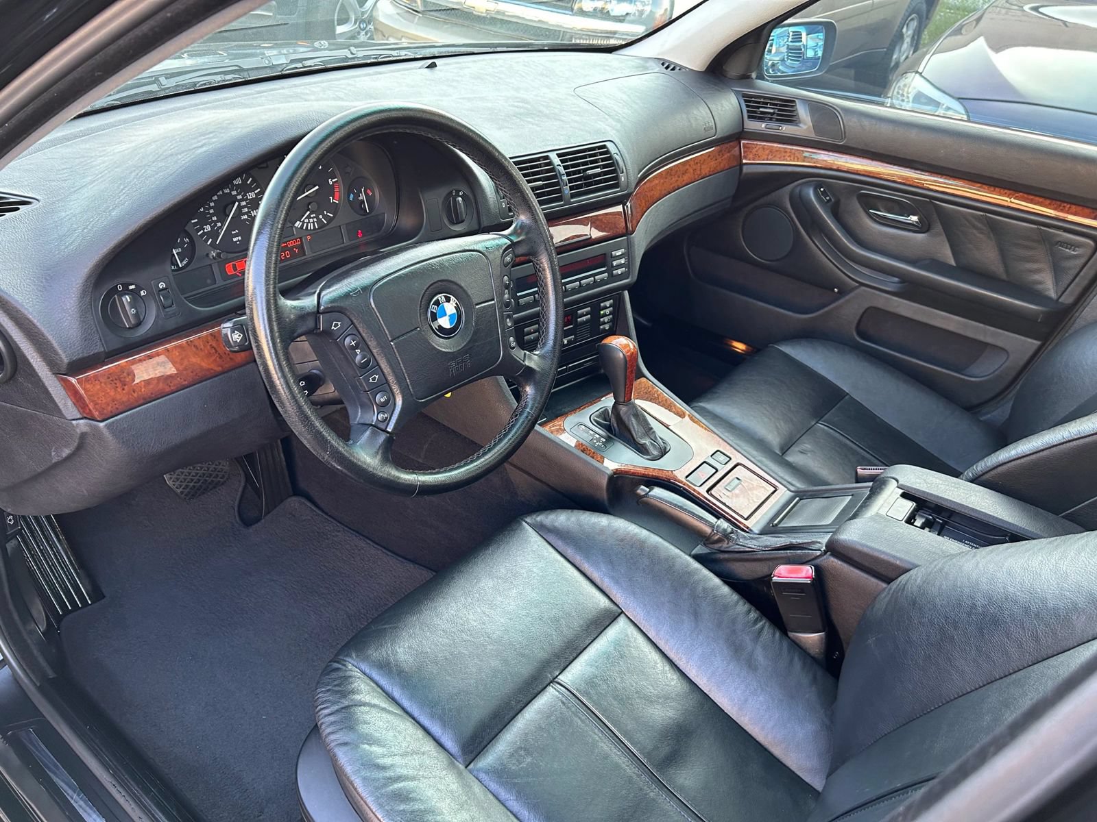 Used 2001 BMW 530i Sedan RWD image 28