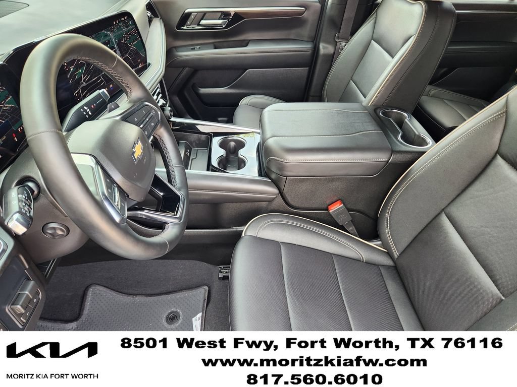 Used 2026 Chevrolet Suburban Premier w/ Sun And Tow Package AWD/4WD image 12