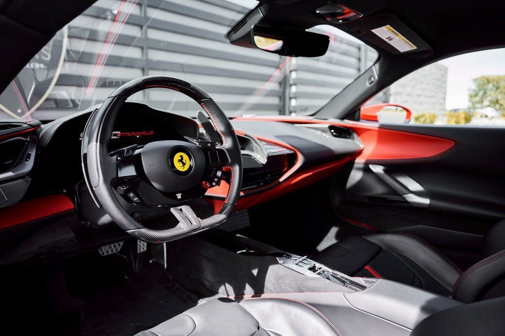 Used 2021 Ferrari SF90 Stradale image 2