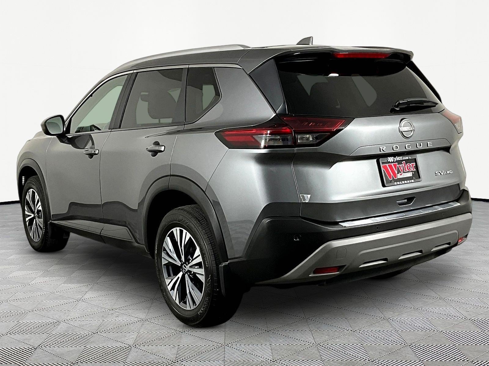 Certified 2023 Nissan Rogue SV w/ SV Premium B Package AWD/4WD image 4