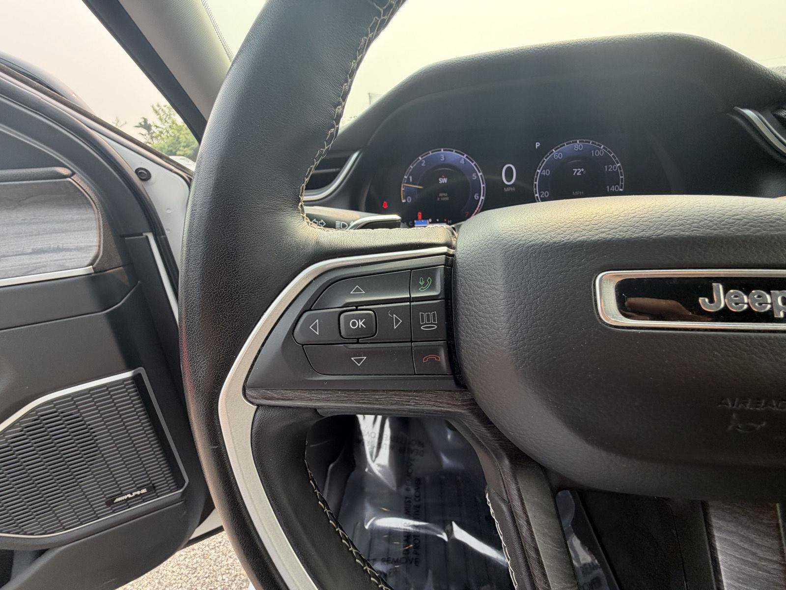 Used 2021 Jeep Grand Cherokee L Limited AWD/4WD image 16
