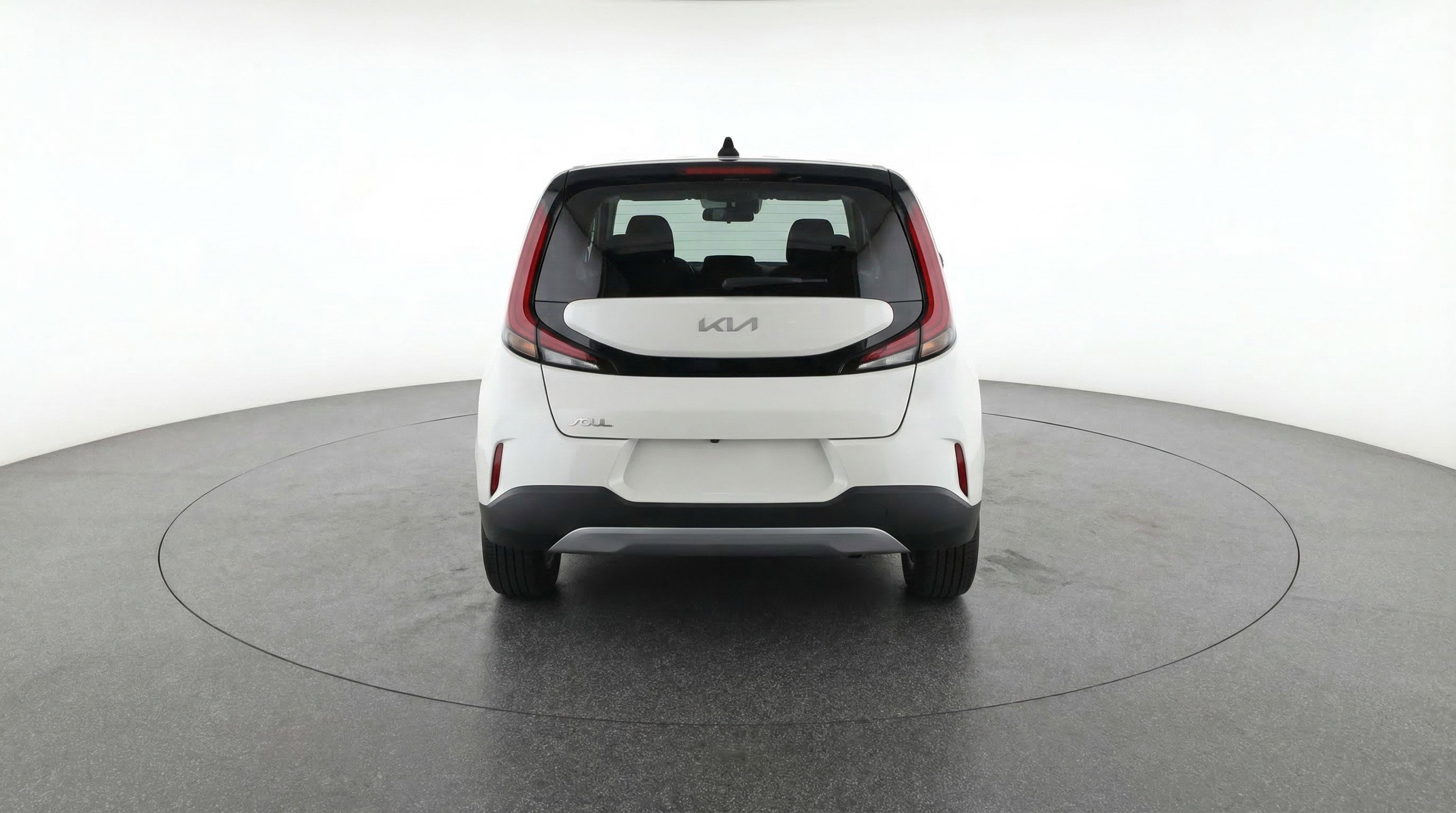 Used 2025 Kia Soul LX w/ LX Technology Package FWD image 7