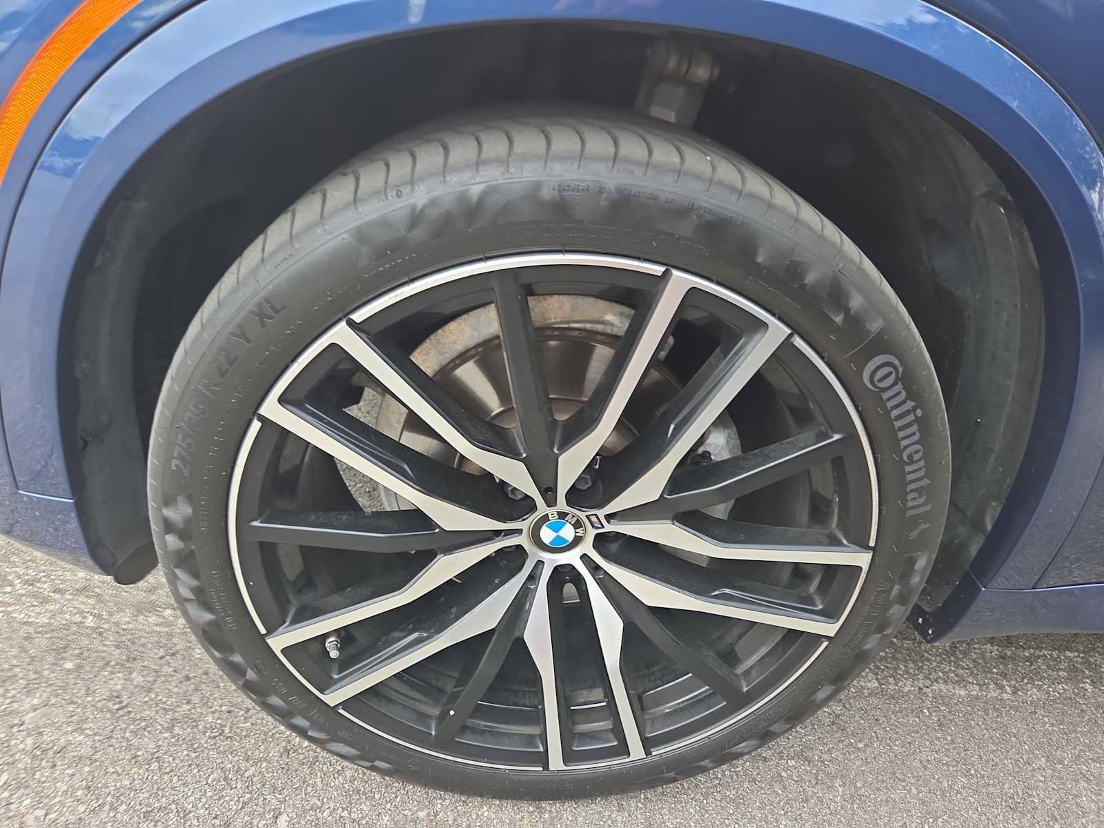 Used 2023 BMW X5 sDrive40i w/ M Sport Package image 9