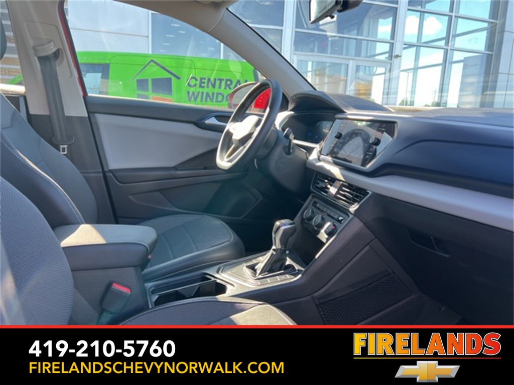 Used 2022 Volkswagen Taos SE w/ Panoramic Sunroof Package image 28