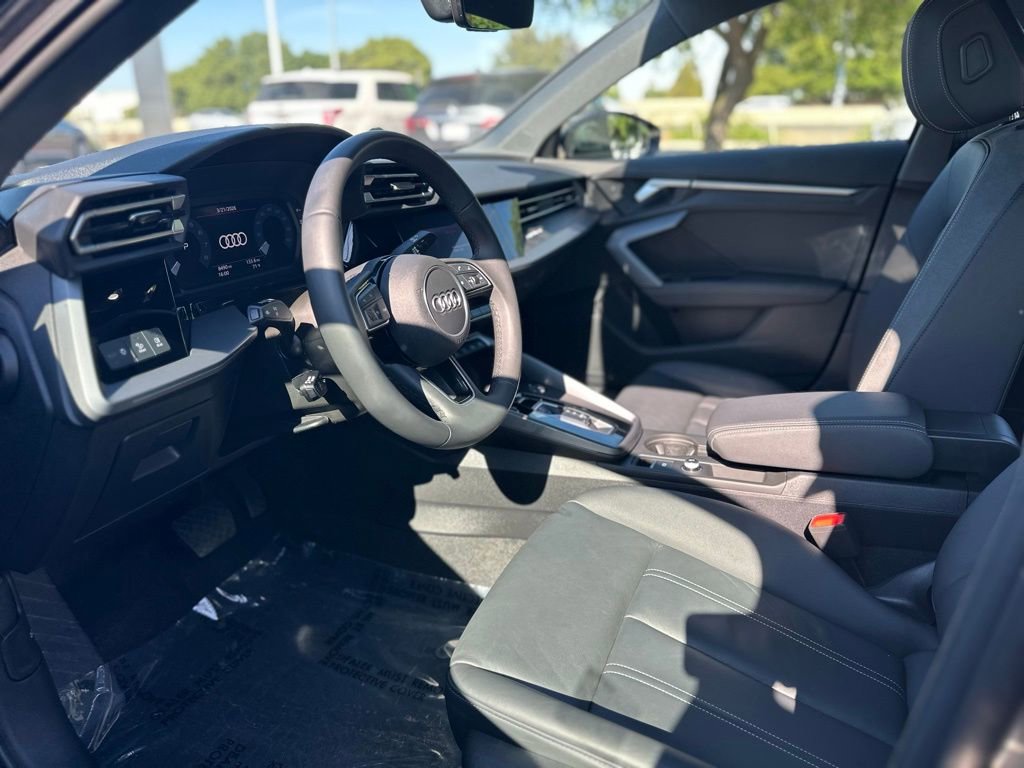 Used 2025 Audi A3 2.0T Premium image 8