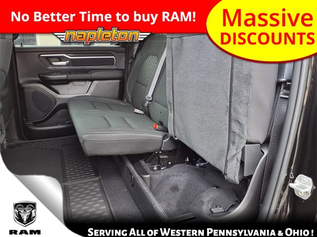 New 2026 RAM 1500 4x4 Crew Cab image 25