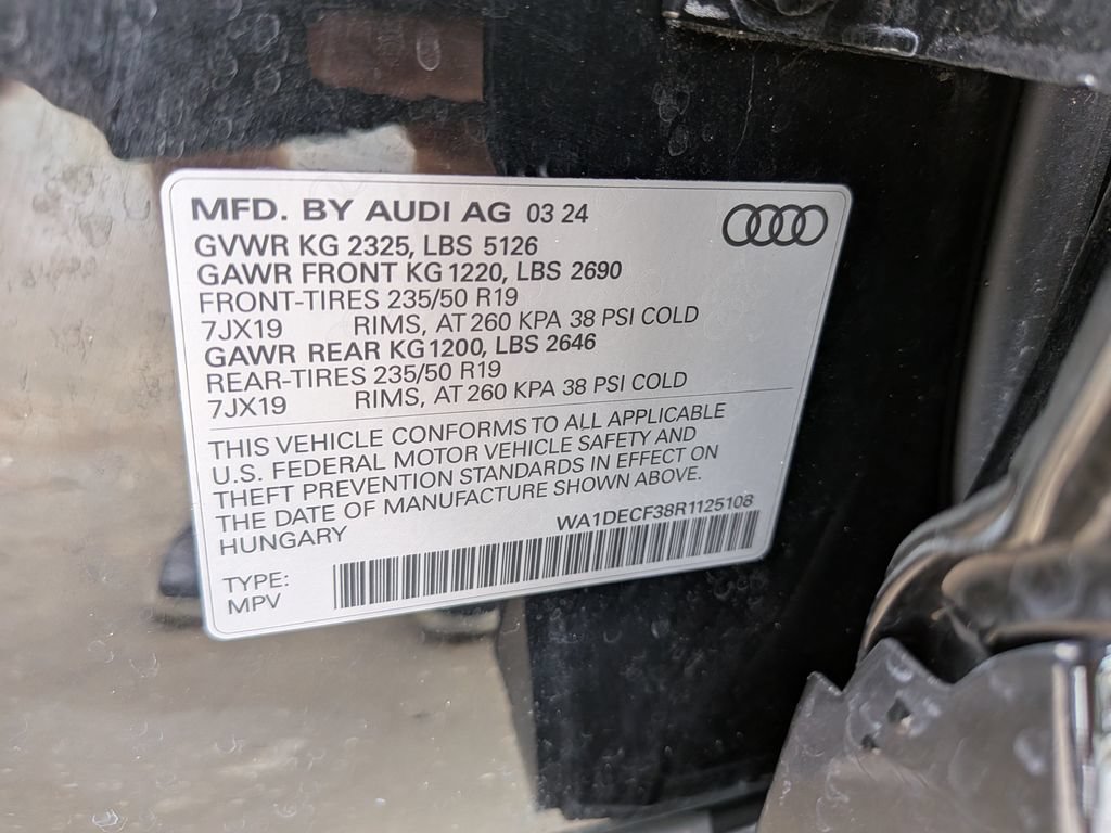 Used 2024 Audi Q3 2.0T Premium w/ Convenience Package AWD/4WD image 41