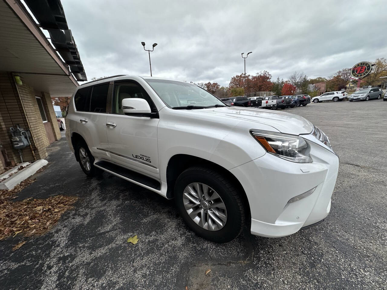 Used 2015 Lexus GX 460 w/ Premium Package AWD/4WD image 7