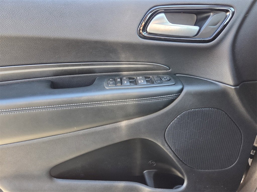 Used 2021 Dodge Durango SXT image 24