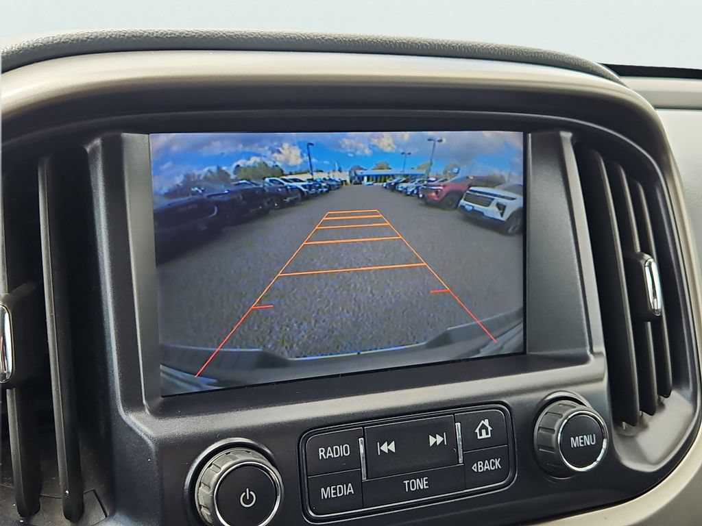 Used 2015 Chevrolet Colorado Z71 AWD/4WD image 16
