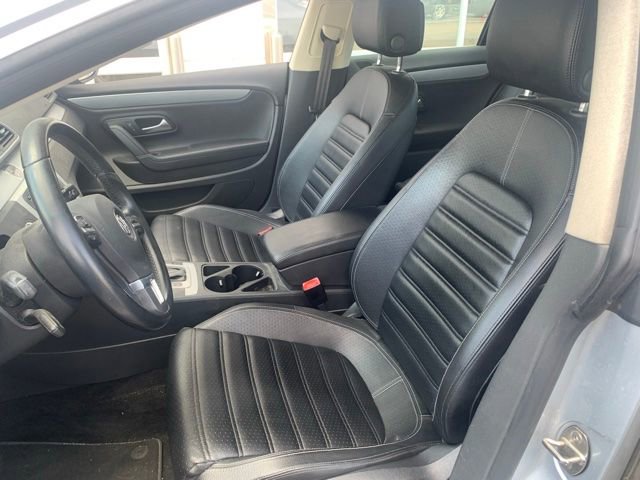 Used 2014 Volkswagen CC Sport image 8