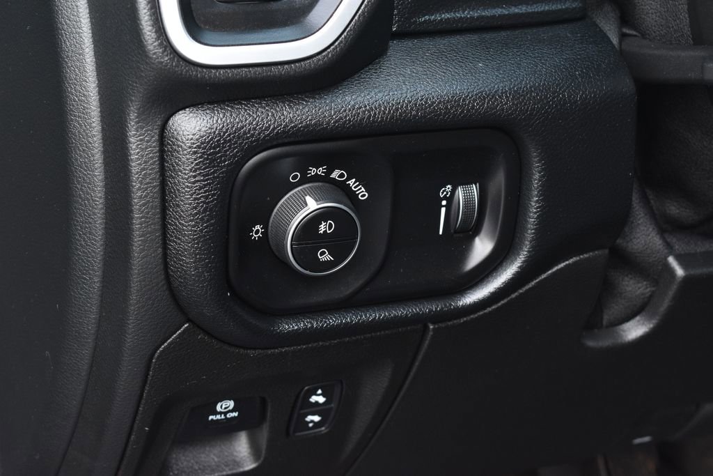 Used 2021 RAM 1500 Big Horn image 16