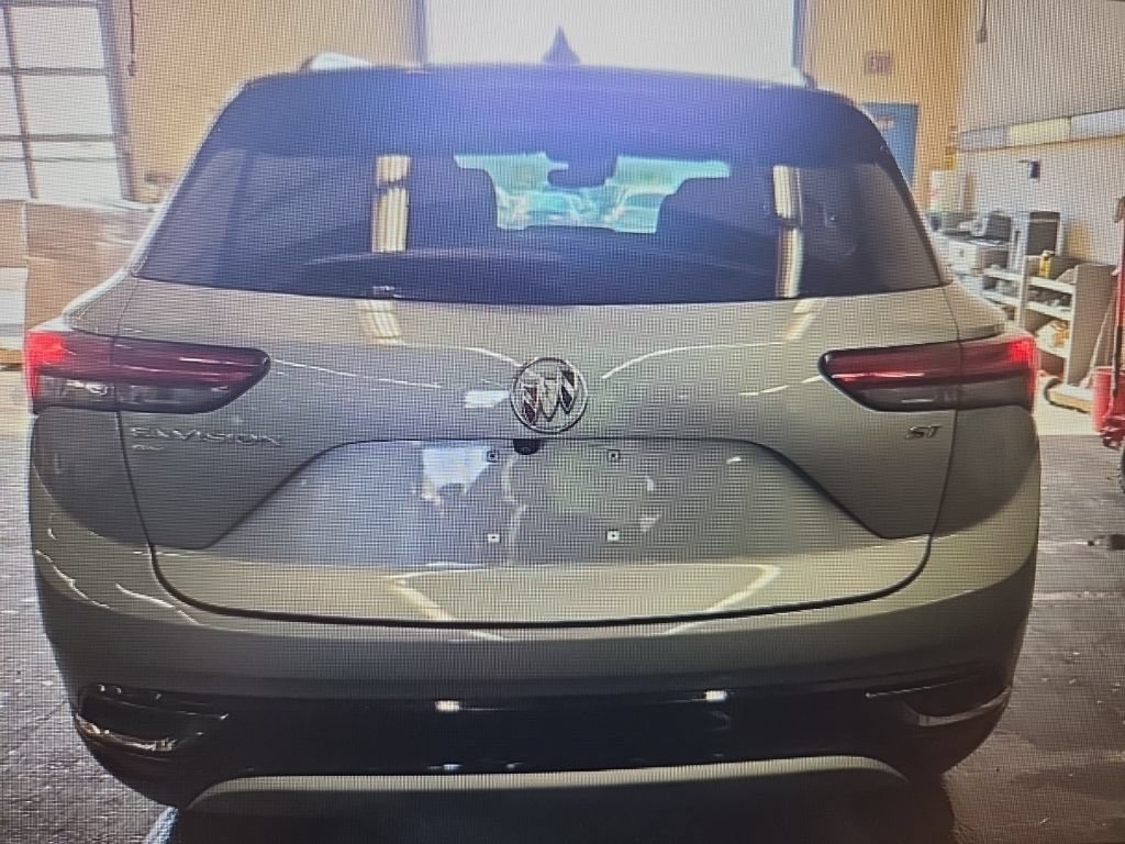 Used 2023 Buick Envision Essence w/ Sport Touring Package AWD/4WD image 6
