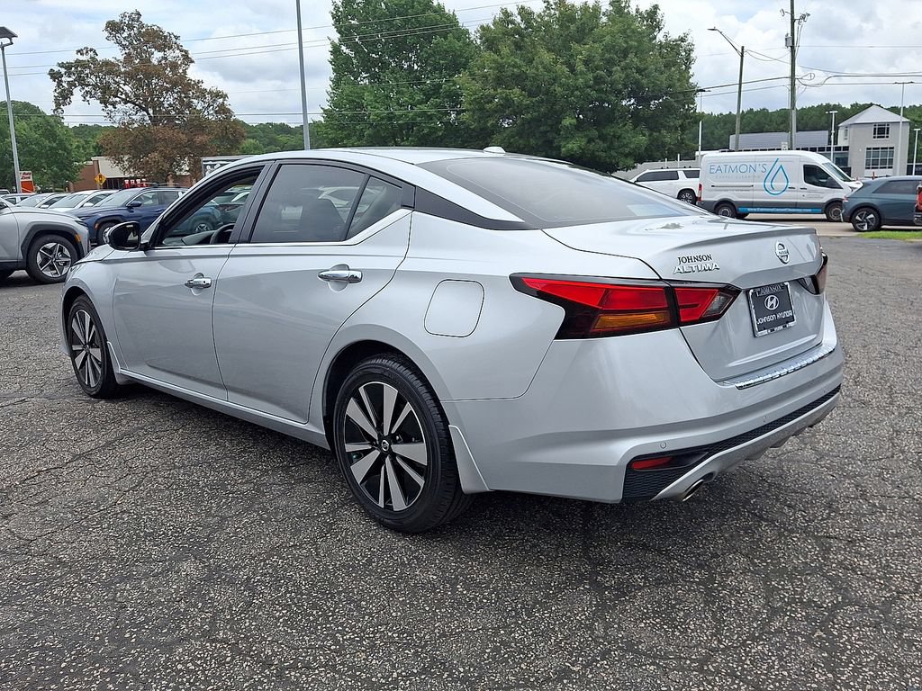 Used 2022 Nissan Altima 2.5 SL FWD image 16