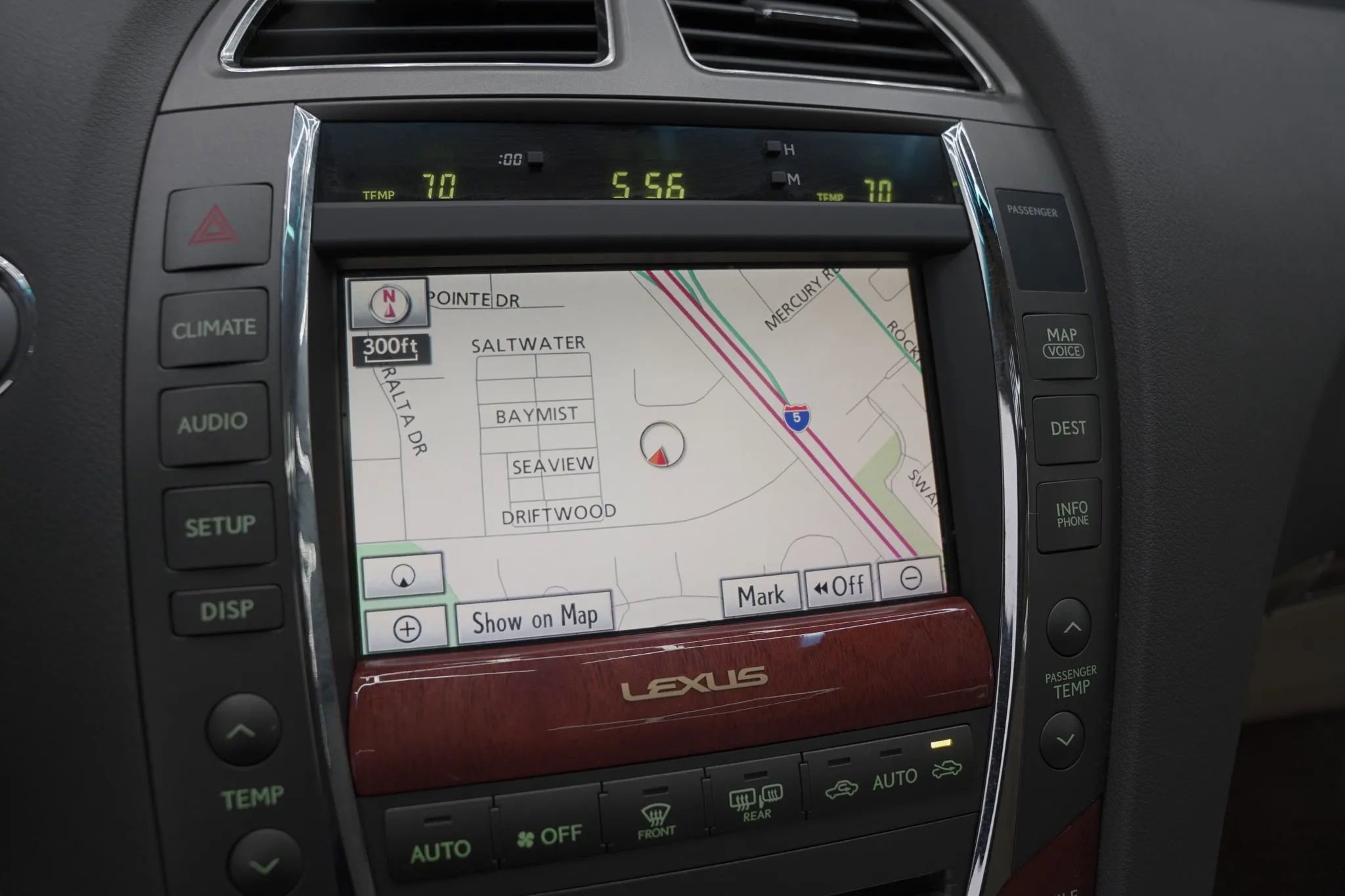 Used 2011 Lexus ES 350 w/ Preferred Accessory Package image 10