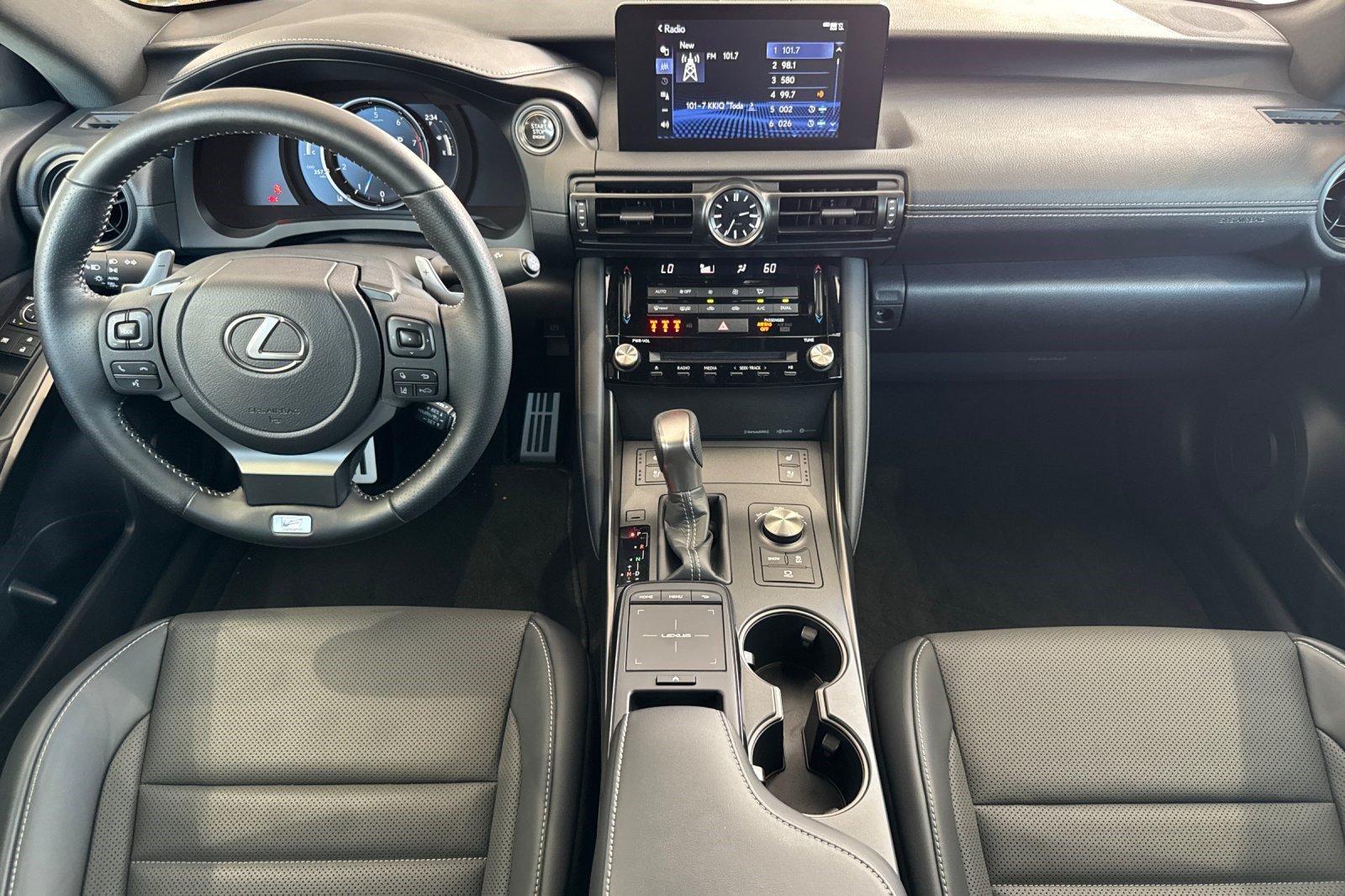 Used 2025 Lexus IS 350 F Sport RWD image 17