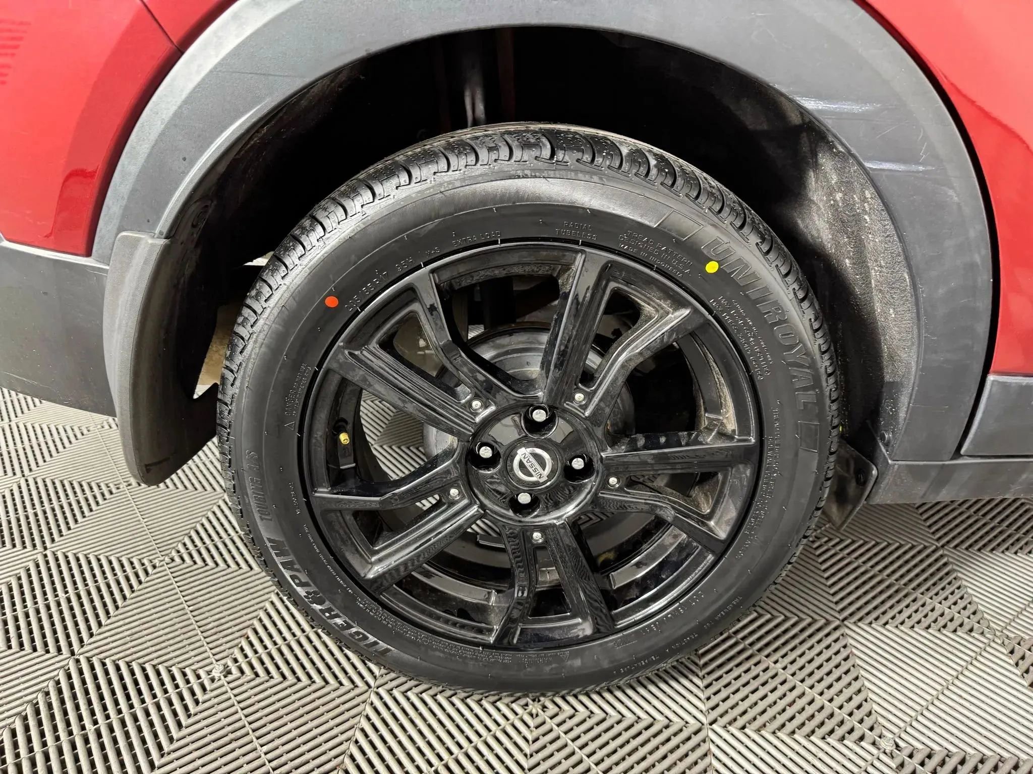 Used 2020 Nissan Kicks SR image 42