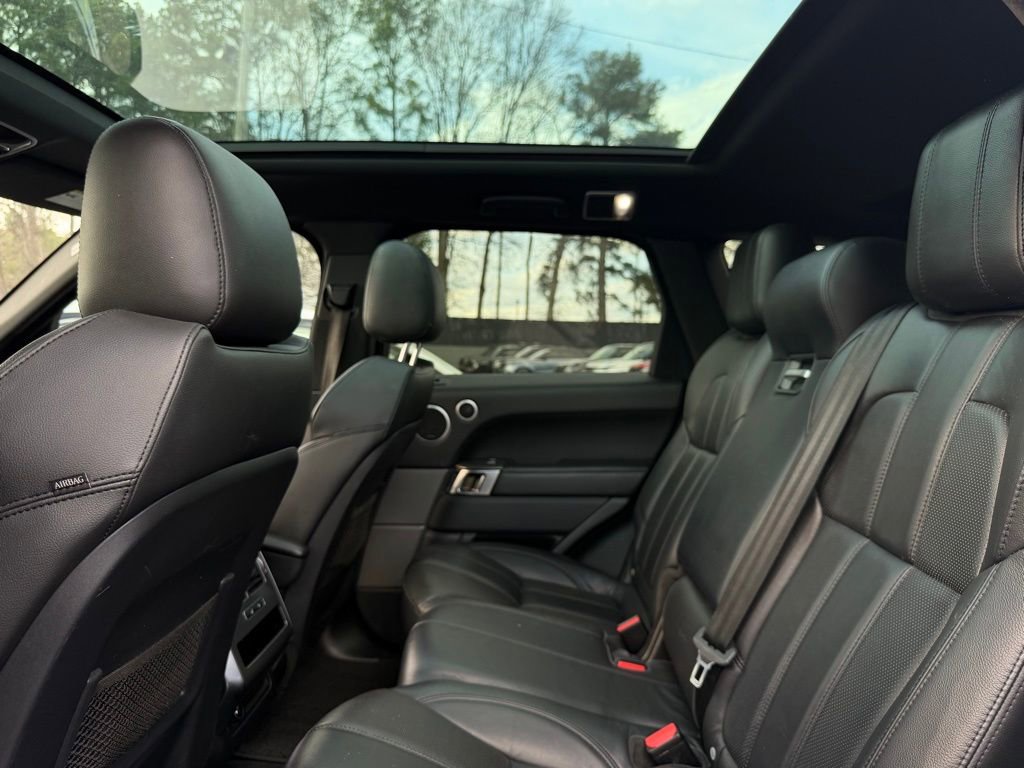 Used 2016 Land Rover Range Rover Sport SE image 21
