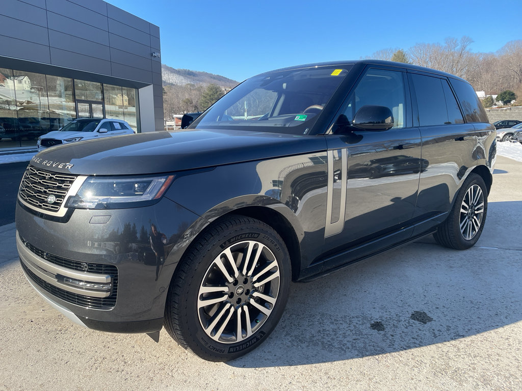 Used 2023 Land Rover Range Rover SE image 7
