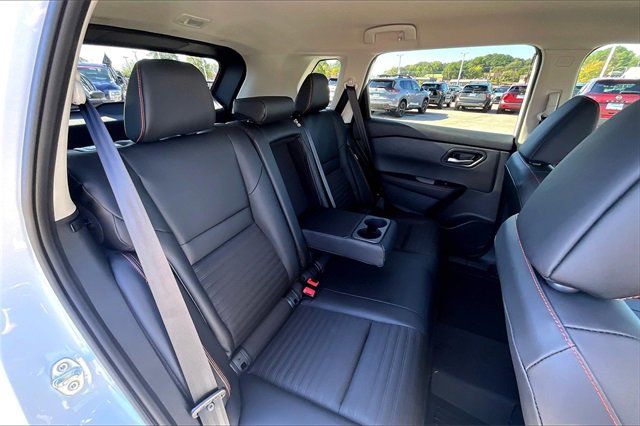New 2026 Nissan Rogue SV image 12