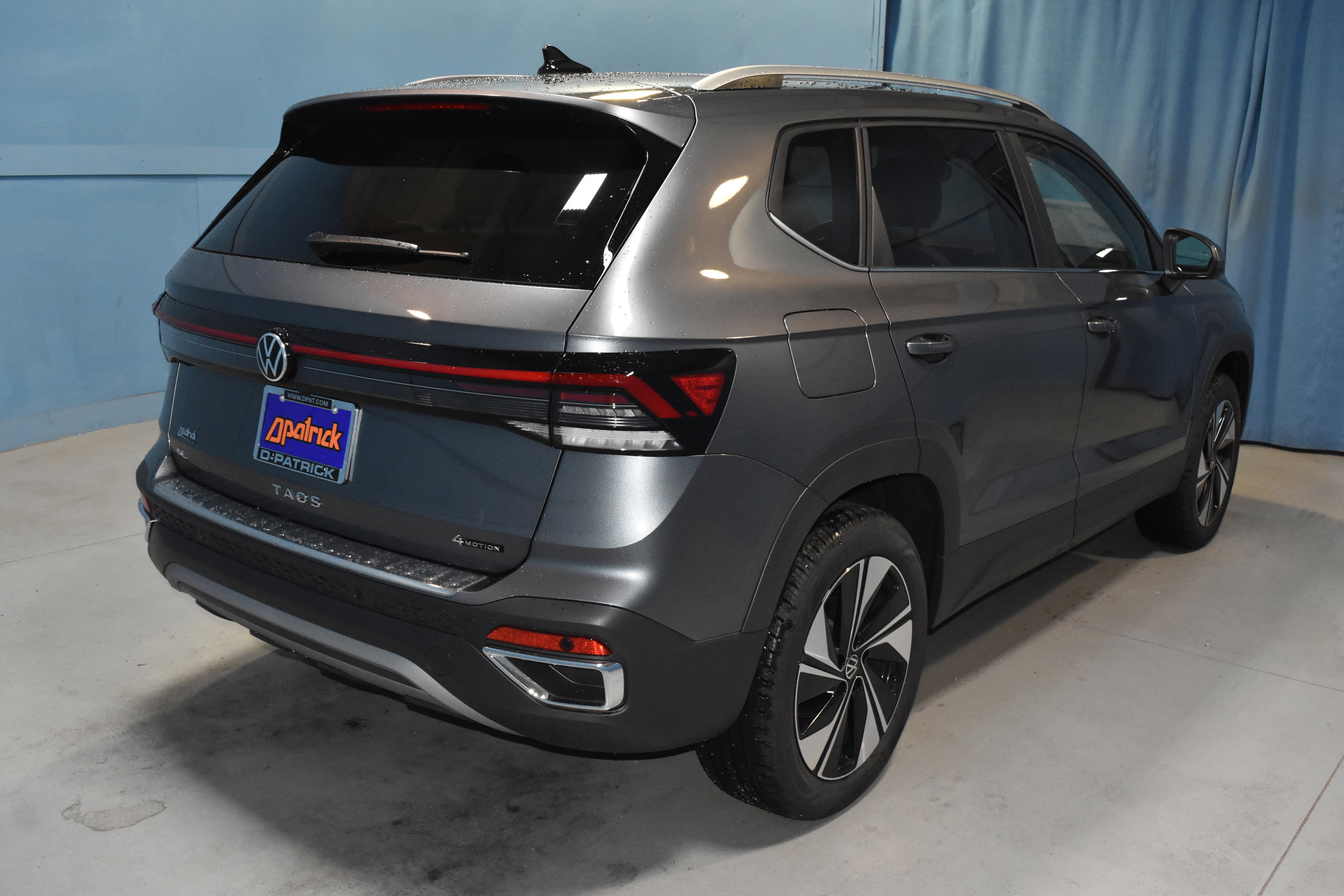 New 2025 Volkswagen Taos SE image 22