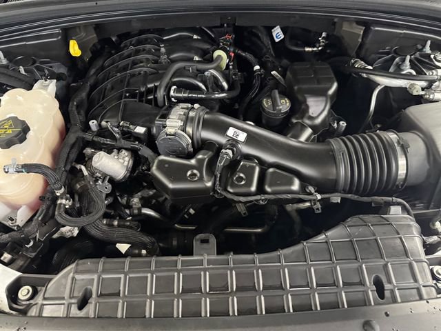 Used 2024 Jeep Grand Cherokee Limited w/ Luxury Tech Group II image 18